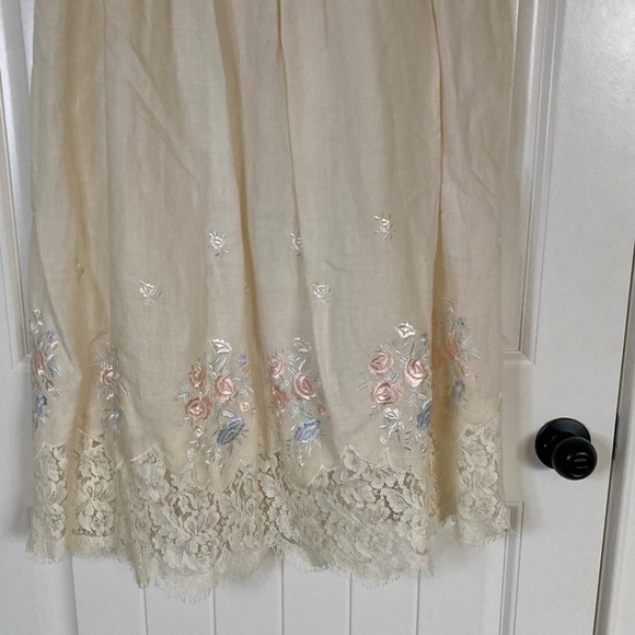 VTG‎ Nancy Crystal Cream Linen Embroidered Lace Trim Pleated Skirt Size 10 Fairy - Picture 4 of 13